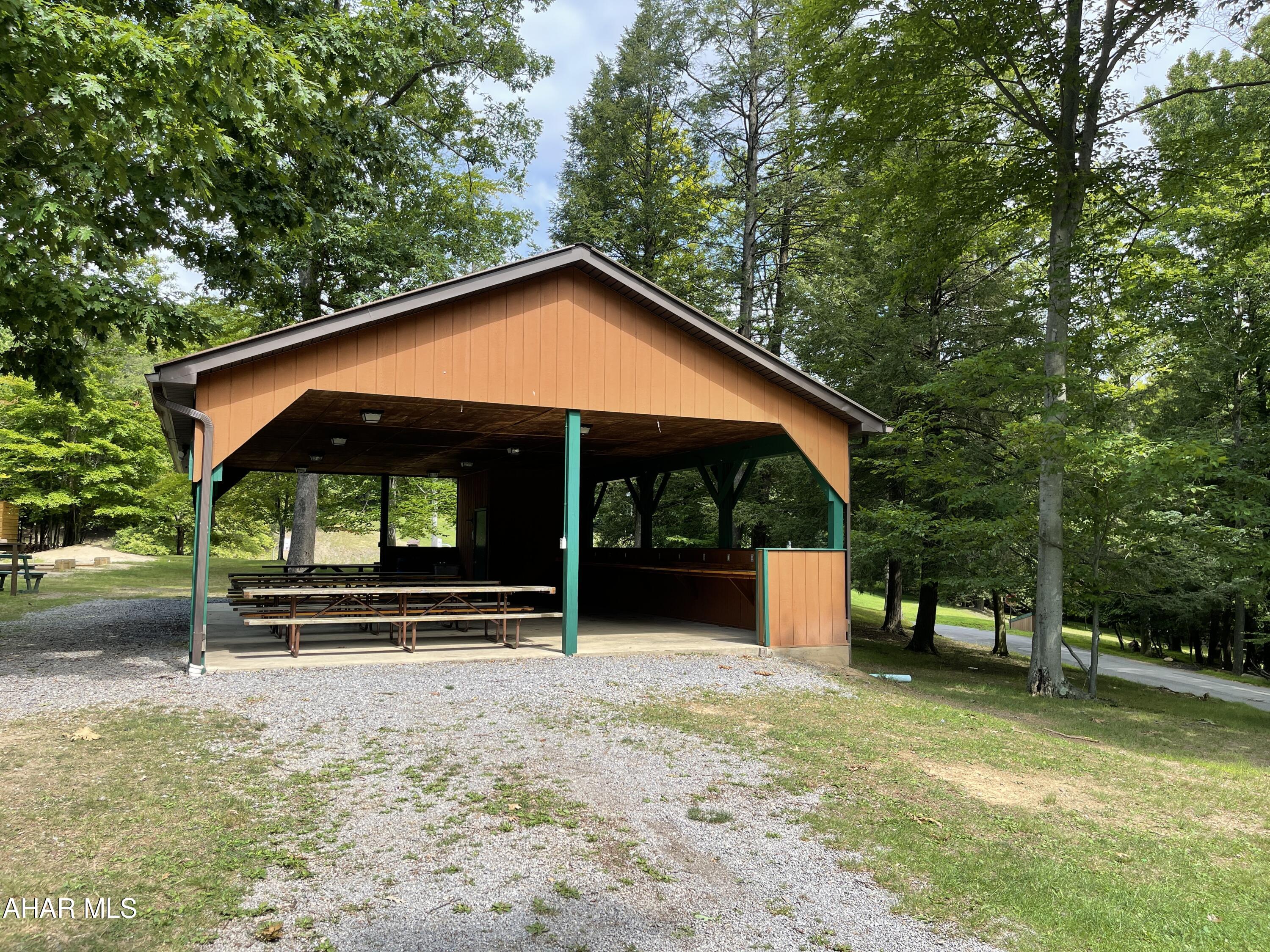 Glendale Yearound - Residential