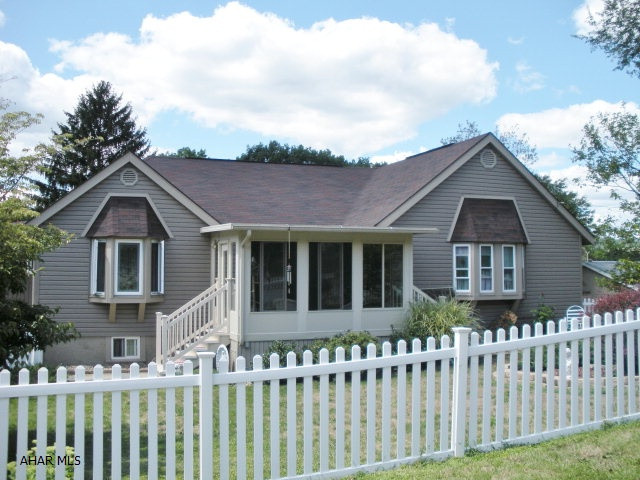 Cricket Knoll - Residential