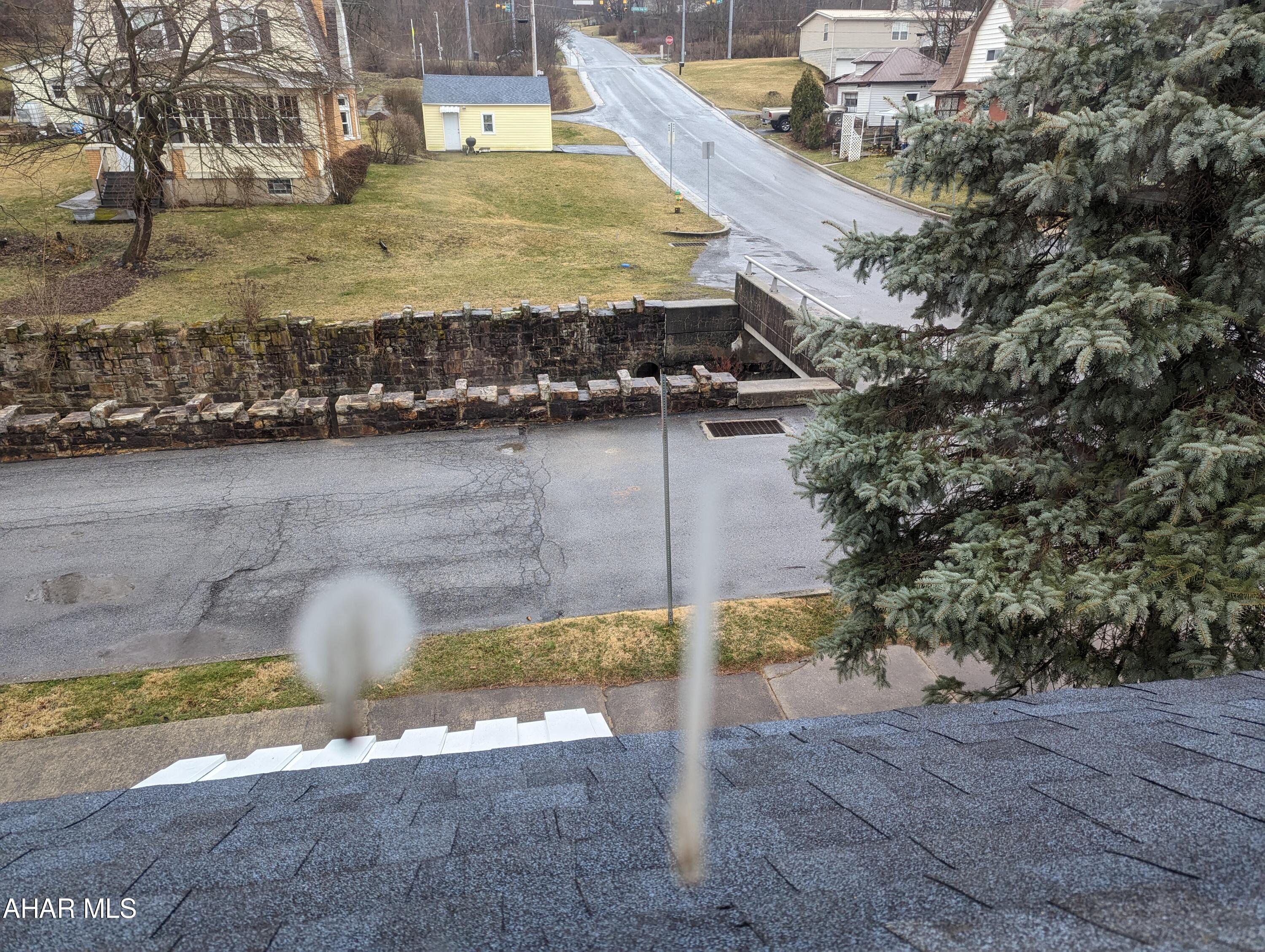 Juniata - Residential