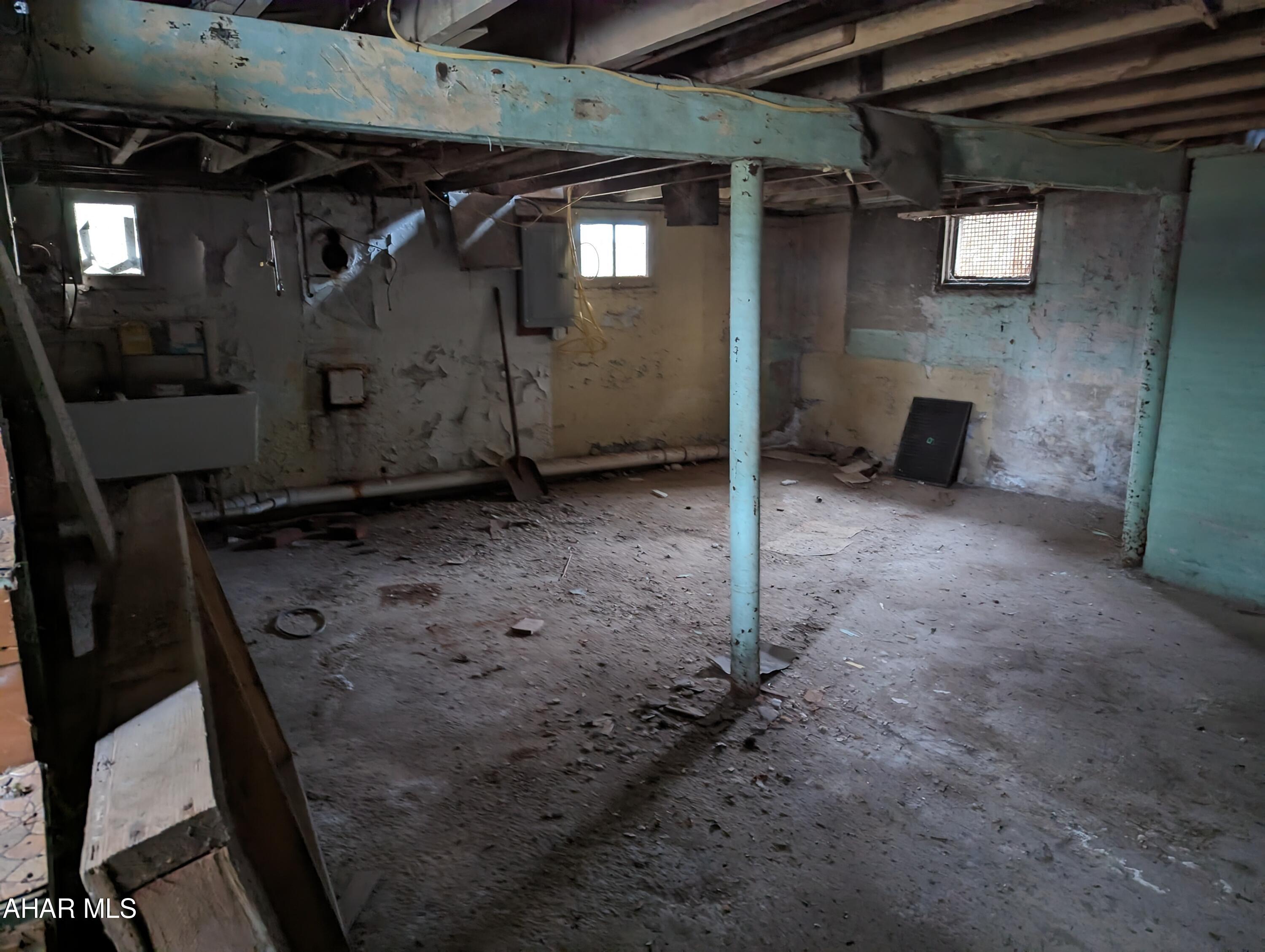 Juniata - Residential