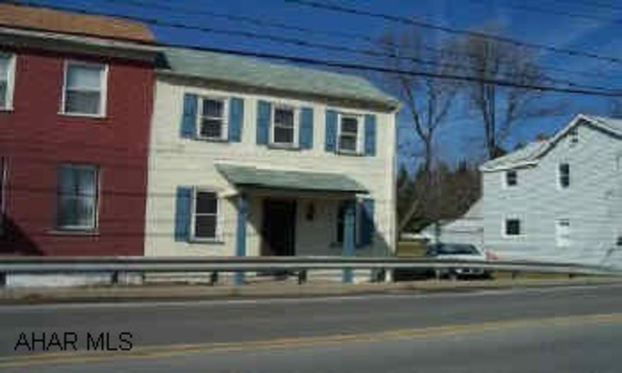 Completely remodelled throughout - looks great inside!  Extra lot included!