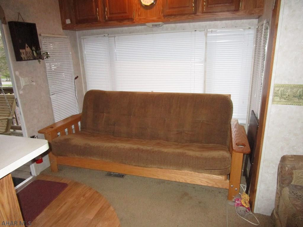 Glendale Yearound - Residential