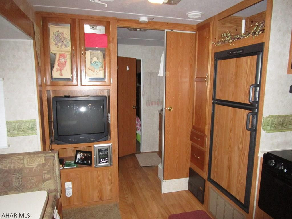 Glendale Yearound - Residential