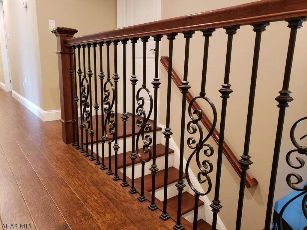 Fox Hollow - Residential