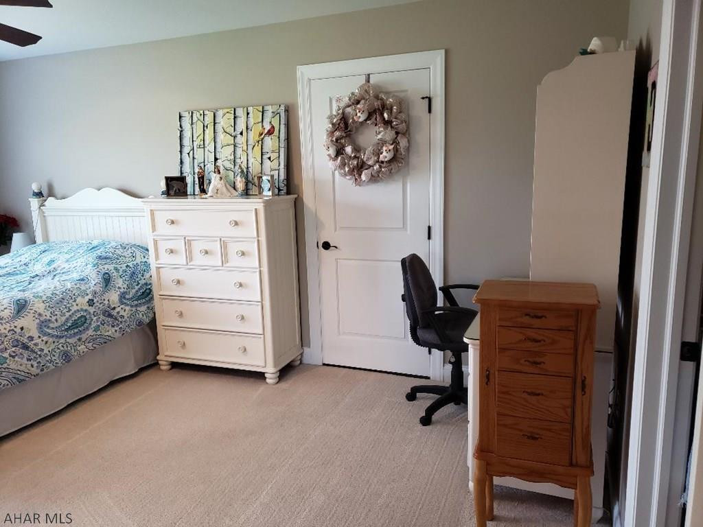 Fox Hollow - Residential