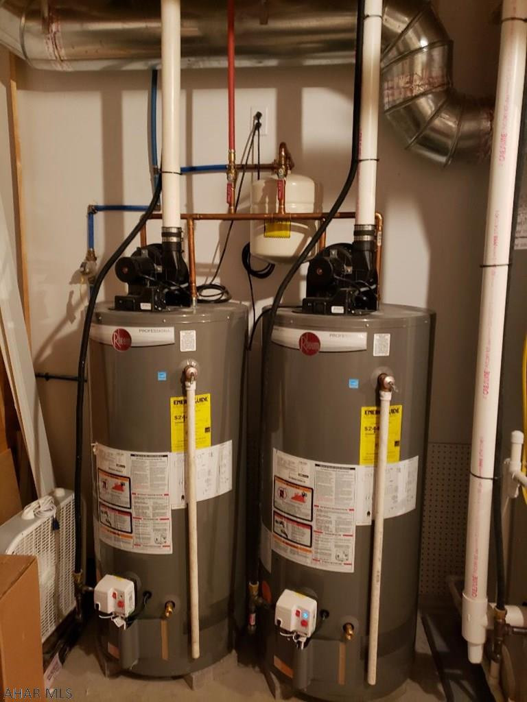 Fox Hollow - Residential