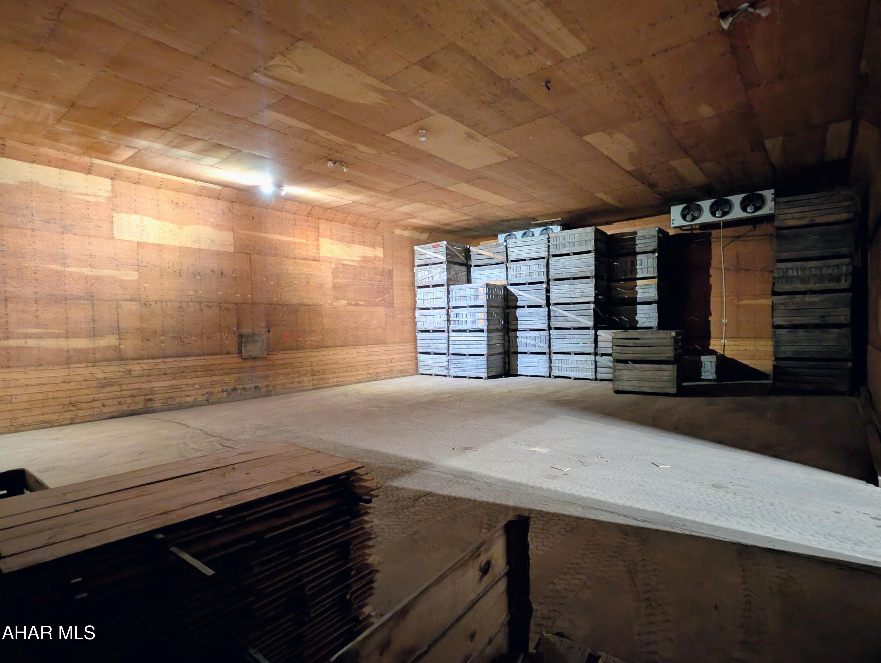 Unknown - Commercial Sale