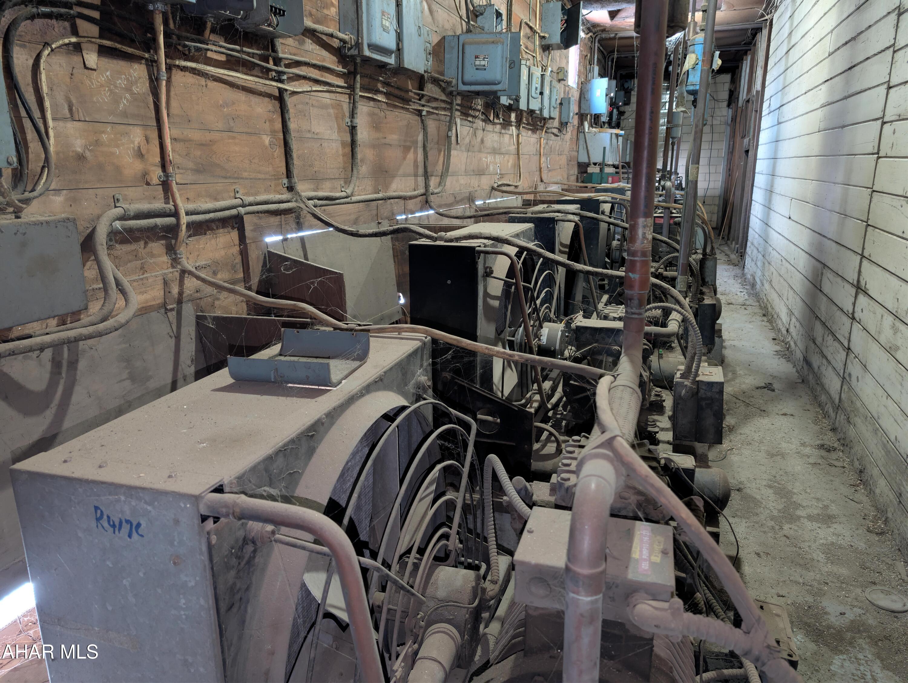 Unknown - Commercial Sale