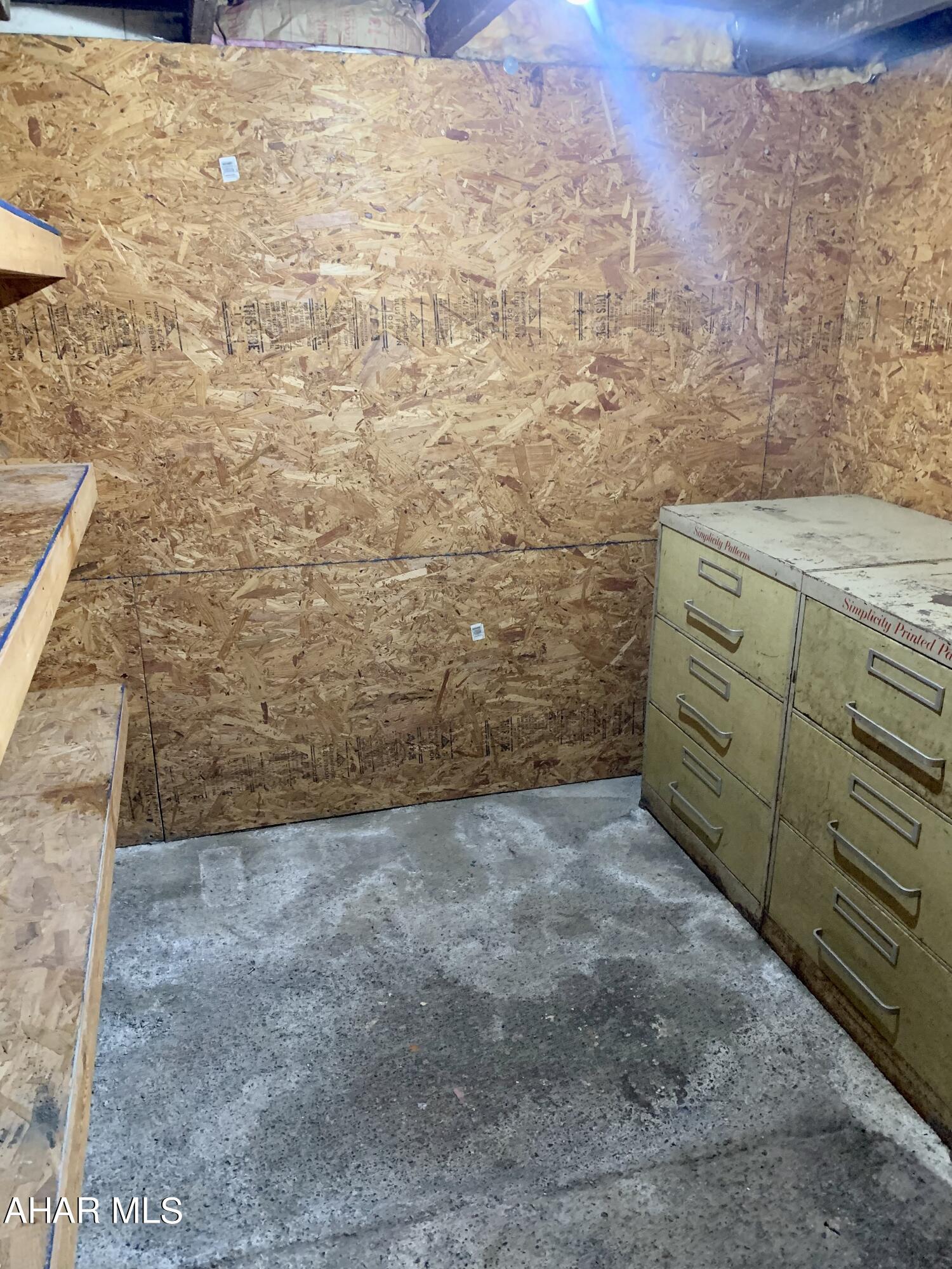 Unknown - Residential