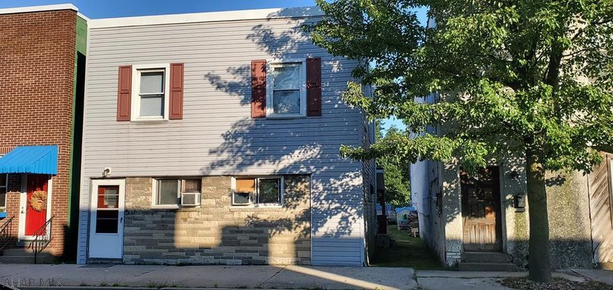 Nicely renovated duplex on Main Street in Bellwood.  1st floor unit, 2nd floor unit.  Tenants pay all utilities.  Good cash flow and priced to sell.