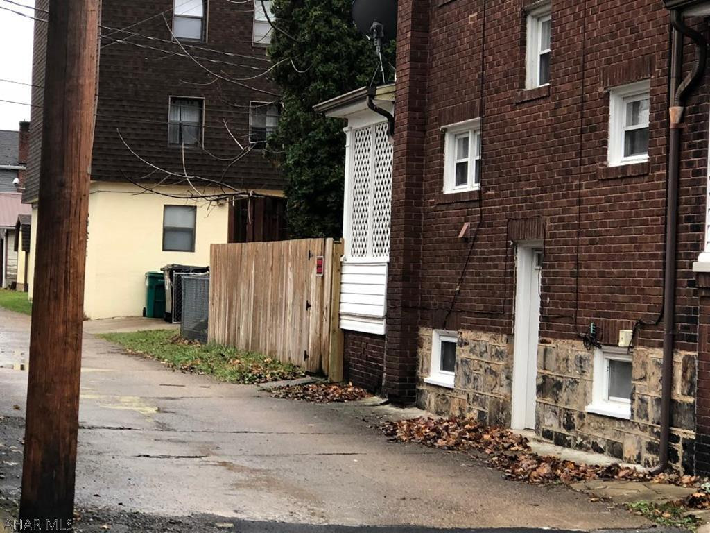 Unknown - Residential