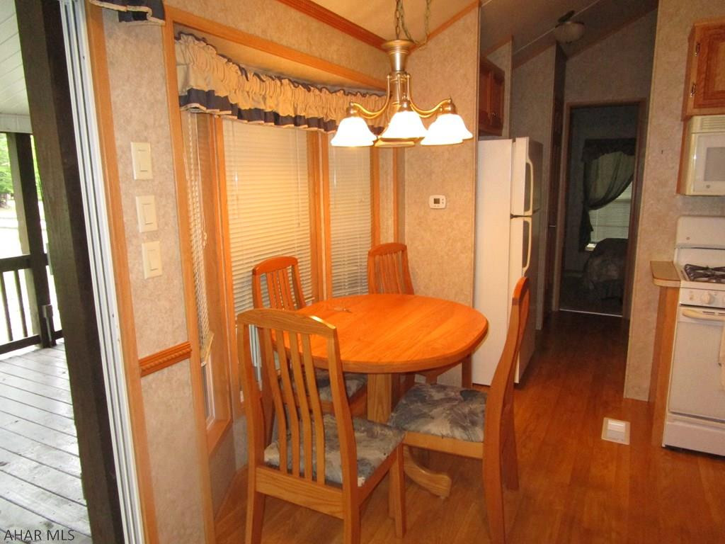 Glendale Yearound - Residential