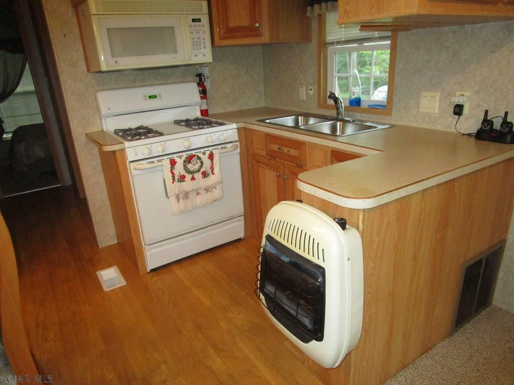 Glendale Yearound - Residential