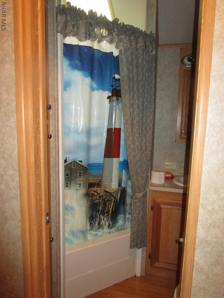 Glendale Yearound - Residential