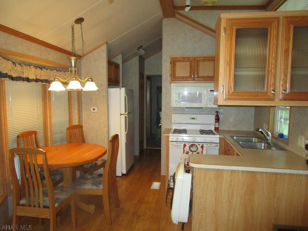 Glendale Yearound - Residential