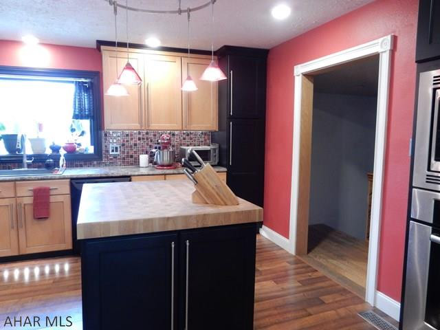 Foot of Ten - Residential