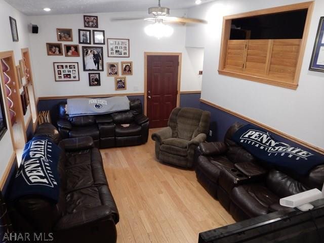 Foot of Ten - Residential