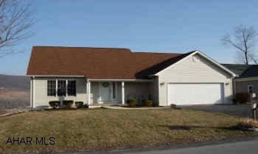 1.5 STORY WITH FULL FINISHED BASEMENT WITH 3/4 BATH. CATHEDRAL CEILINGS. GAS FP. OFIESH DEVELOPMENT. NEAR BG HIGH SCHOOL. CONTACT SUSAN 935-8252. 1.5 STORY WITH FULL FINISHED BASEMENT WITH 3/4 BATH. CATHEDRAL CEILINGS. GAS FP. LOOKING FOR ALTOONA ? THIS HOME IS CONVENIENTLY LOCATED. OFFERING FANTASTIC VIEW.