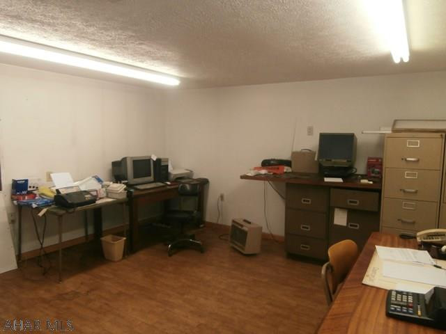 Unknown - Commercial Sale