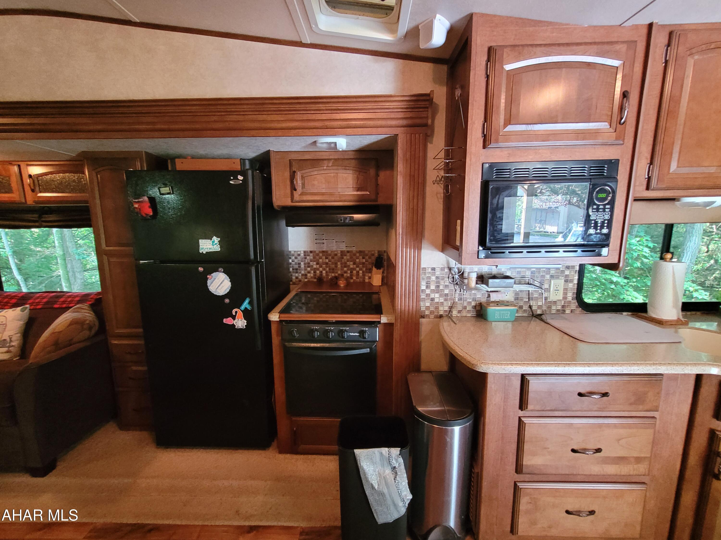 Glendale Yearound - Residential