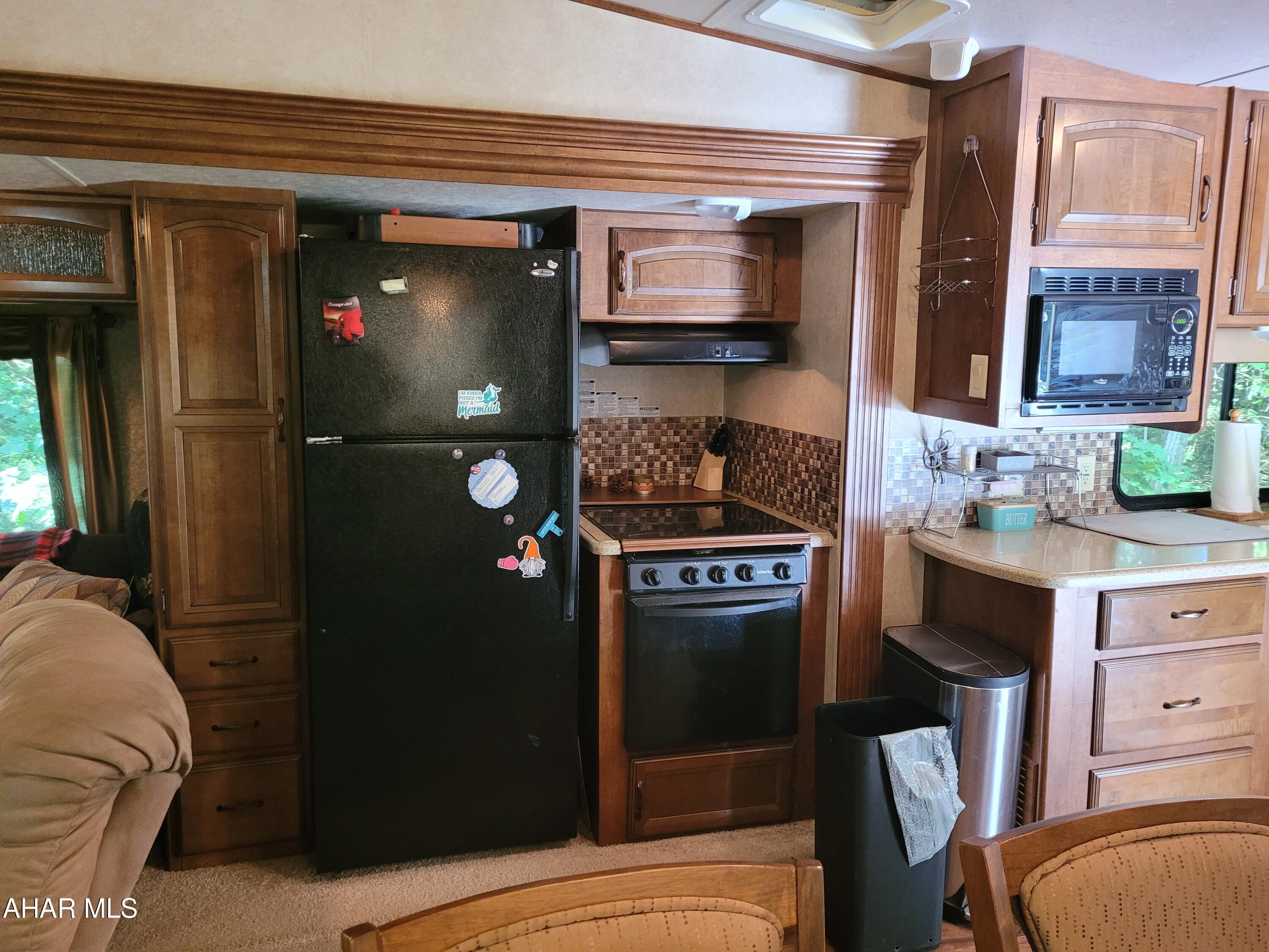 Glendale Yearound - Residential