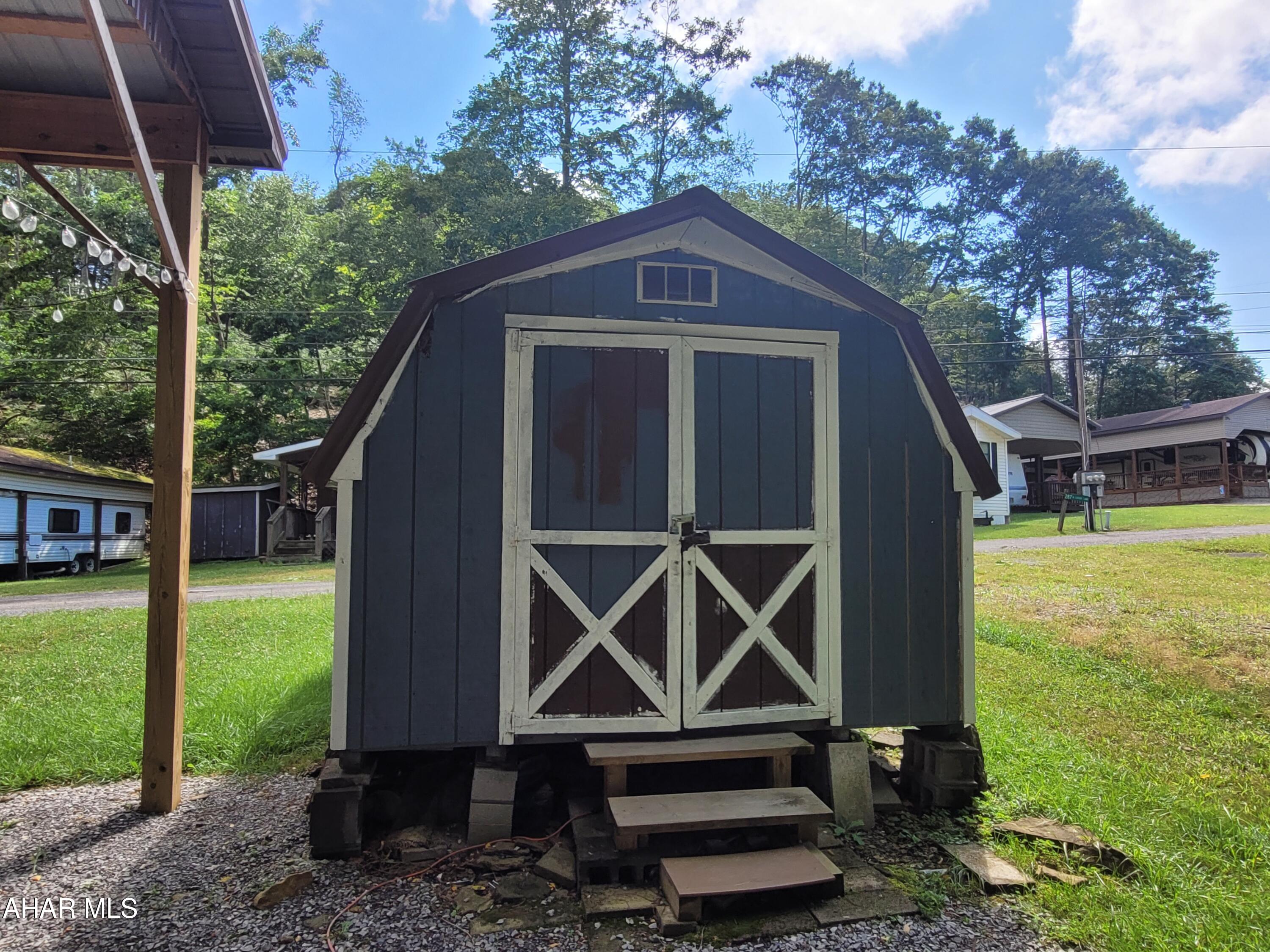 Glendale Yearound - Residential