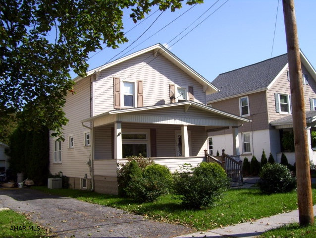 Hollidaysburg - Residential