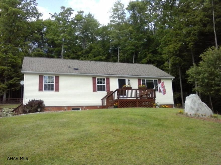 Well maintained one story on a large double lot. 3 bedrooms with 2.5 baths, eat in kitchen, living room, partially finished basement and integral two car garage! Concrete rear patio/drive, large rear covered deck and a wooded lot with lots of wildlife. Great home for the $$.