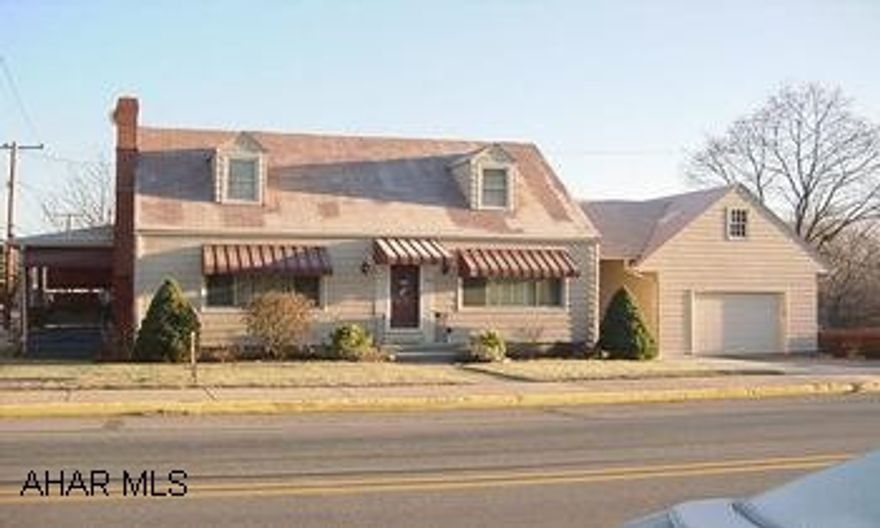 Low maintenance 1 and 1/2 story home with many updates, including newer windows, carpeting, kitchen flooring and updated baths.  Very nice hardwood flooring in bedrooms.  Convenient off-street parking with 1-car garage.   Appliances are included. Low maintenance 1 and 1/2 story with many updates, including newer windows, carpeting, kitchen flooring and updated baths.  Very nice hardwood flooring in bedrooms.  Convenient off-street parking with 1-car garage.  Appliances are included.*Mortgage contingency*