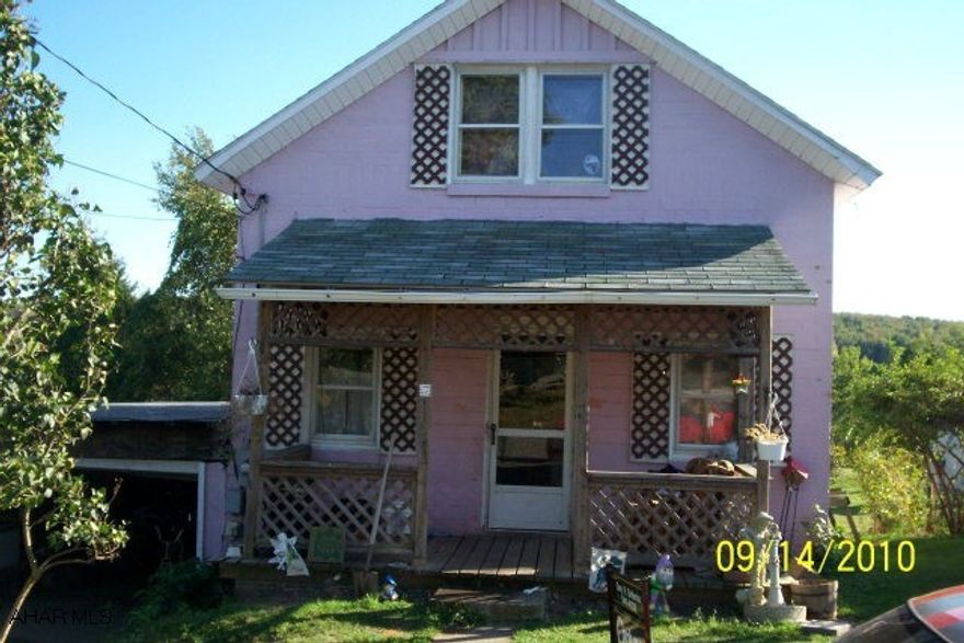 Alverda area- 2 BR Cape Cod with attached garage & city water on a 50 x 125 lot