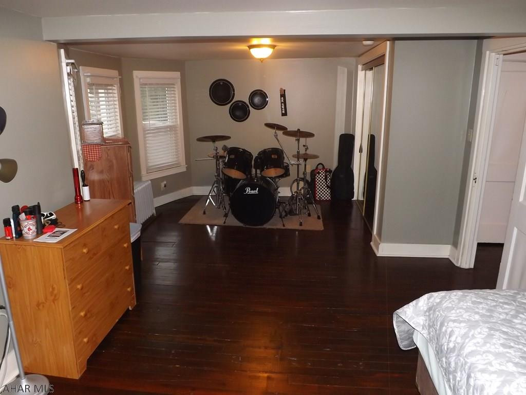 Juniata - Residential