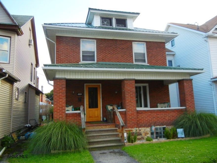 Don't miss this beautiful 3 bedroom, 1 bath, brick, 2 1/2 story in the Juniata section of Altoona. Gorgeous kitchen, new roof, nice decor. A great property!