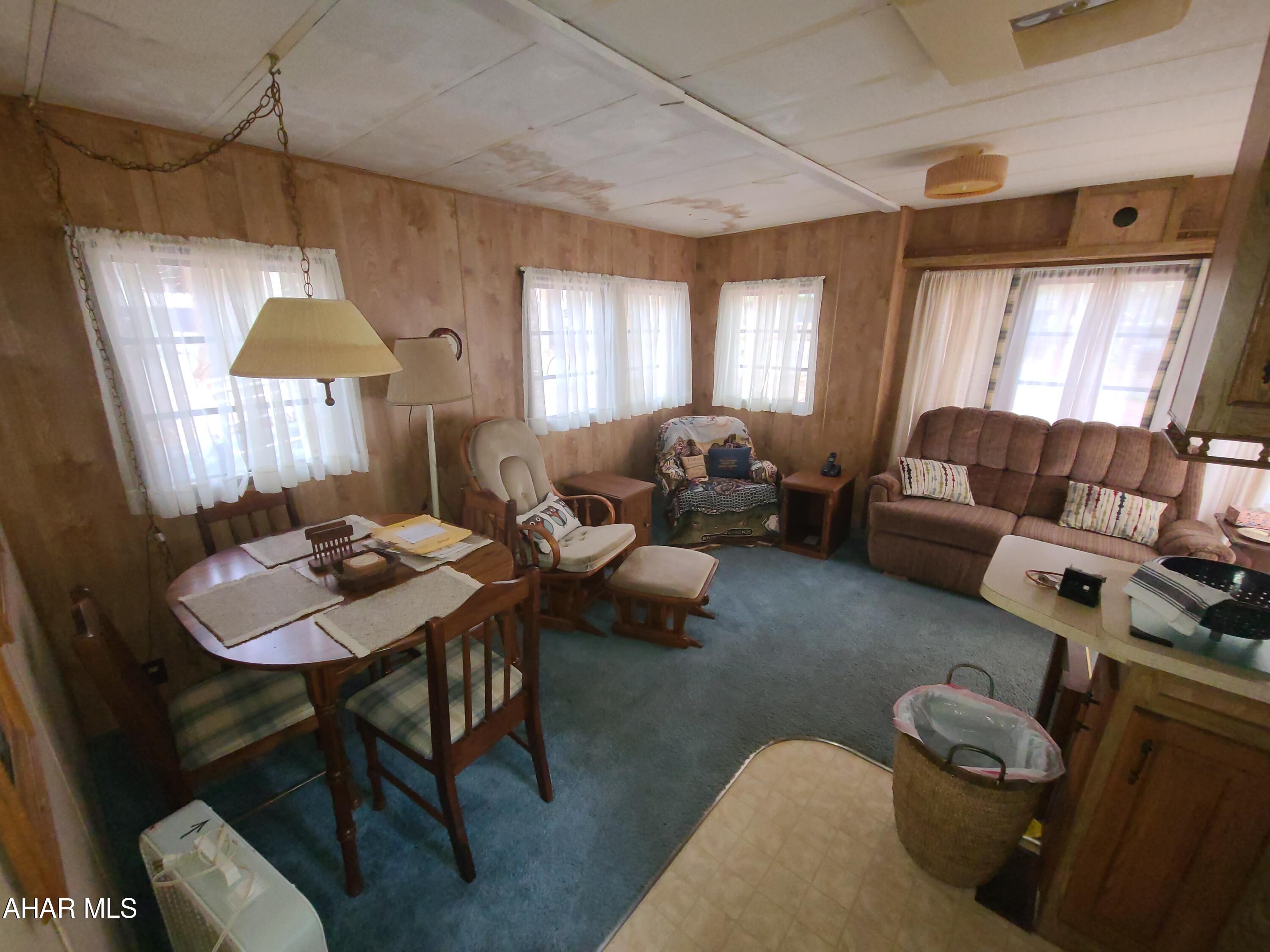 Glendale Yearound - Residential