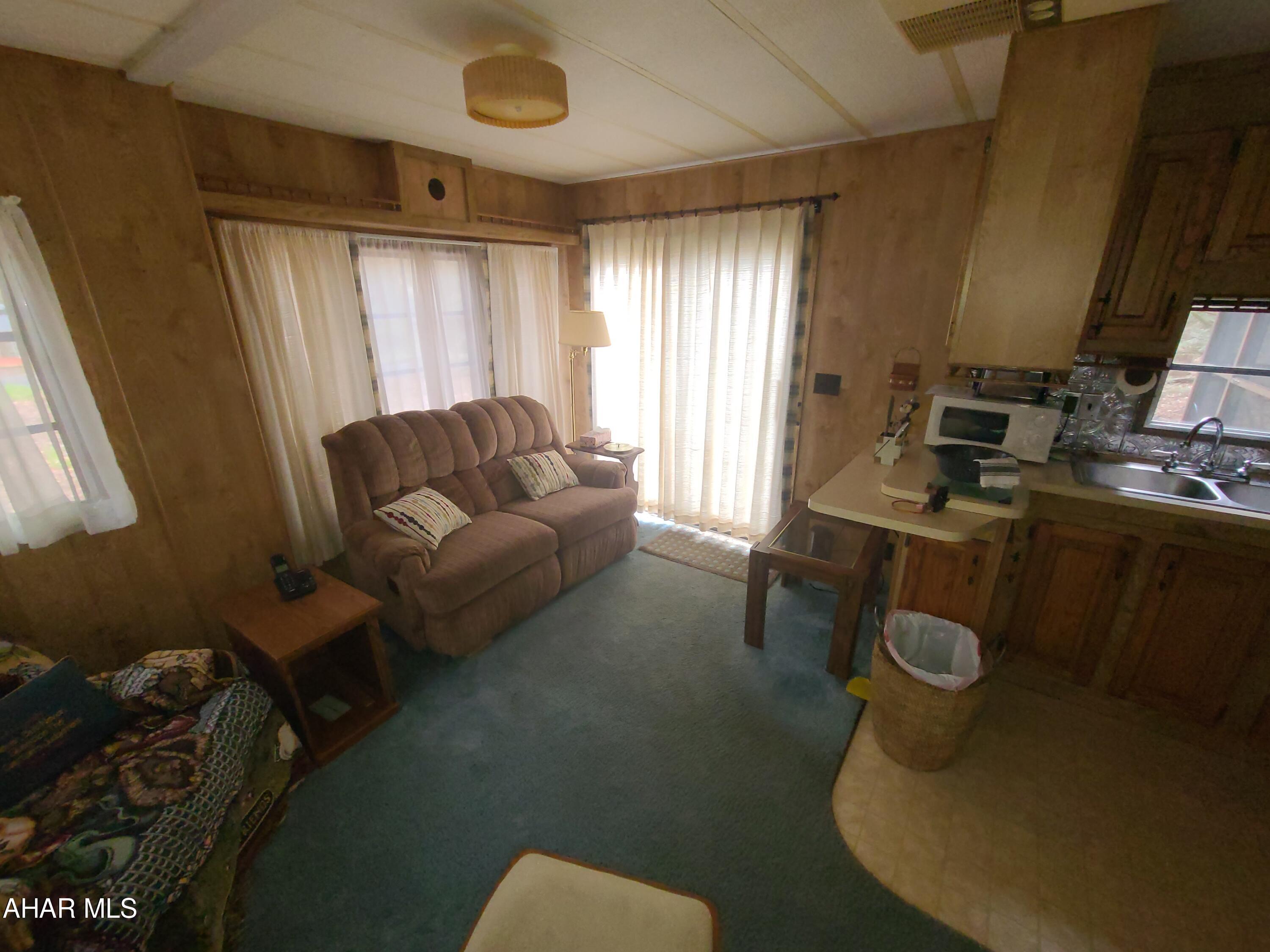 Glendale Yearound - Residential