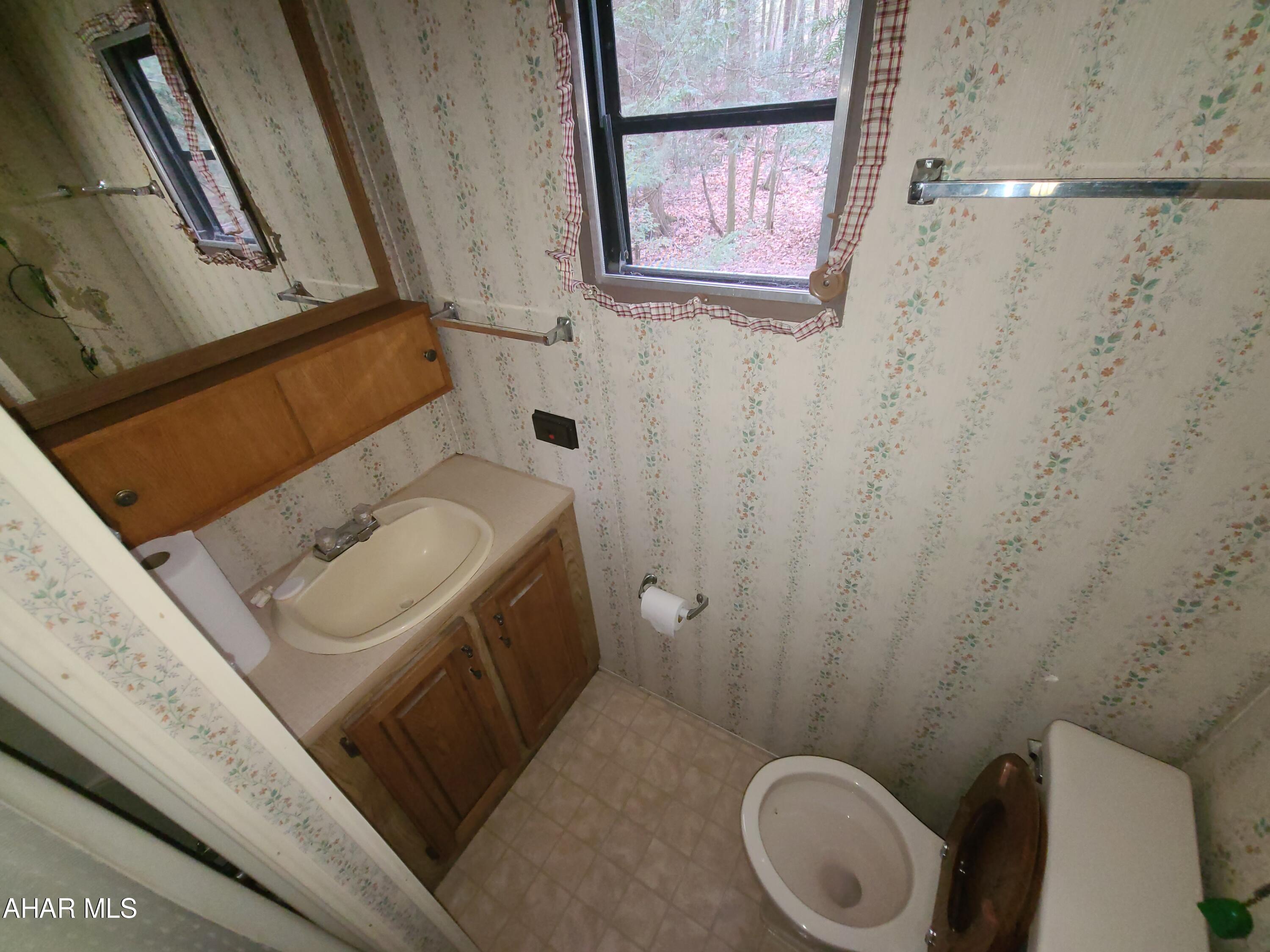 Glendale Yearound - Residential