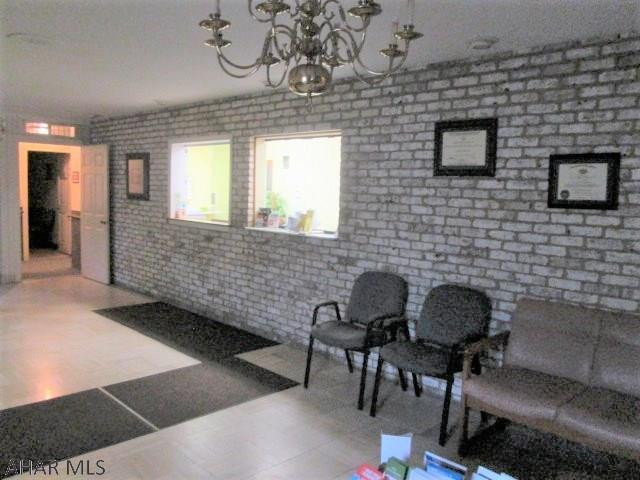 Unknown - Commercial Sale