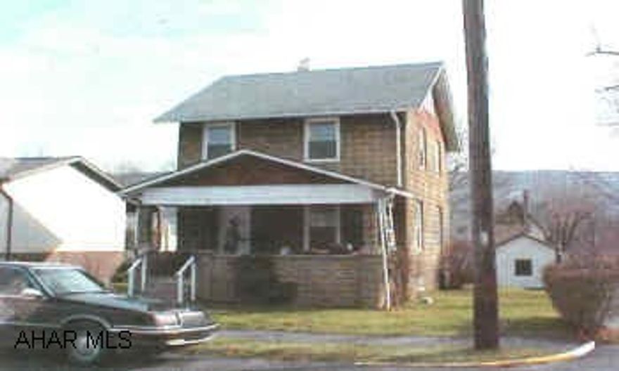 TWO STORY MASONARY HOME.  3 BEDROOMS, 1 BATH, LR, DR, & KITCHEN
