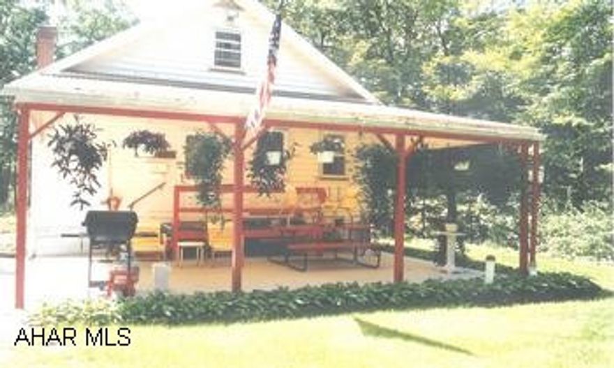 1 1/2 STORY 3 BEDROOM WITH 1 CAR GARAGE, FINISHED BASEMENT WITH 3/4 BATH ON 2 ACRES. HOME IS CLOSE TO PENN STATE ALTOONA. NEWER FURNACE AND COVERED PATIO. 1 1/2 STORY 3 BEDROOM WITH 1 CAR GARAGE, FINISHED BASEMENT WITH 3/4 BATH ON 2 ACRES. HOME IS CLOSE TO PENN STATE ALTOONA. NEWER FURNACE AND COVERED PATIO.