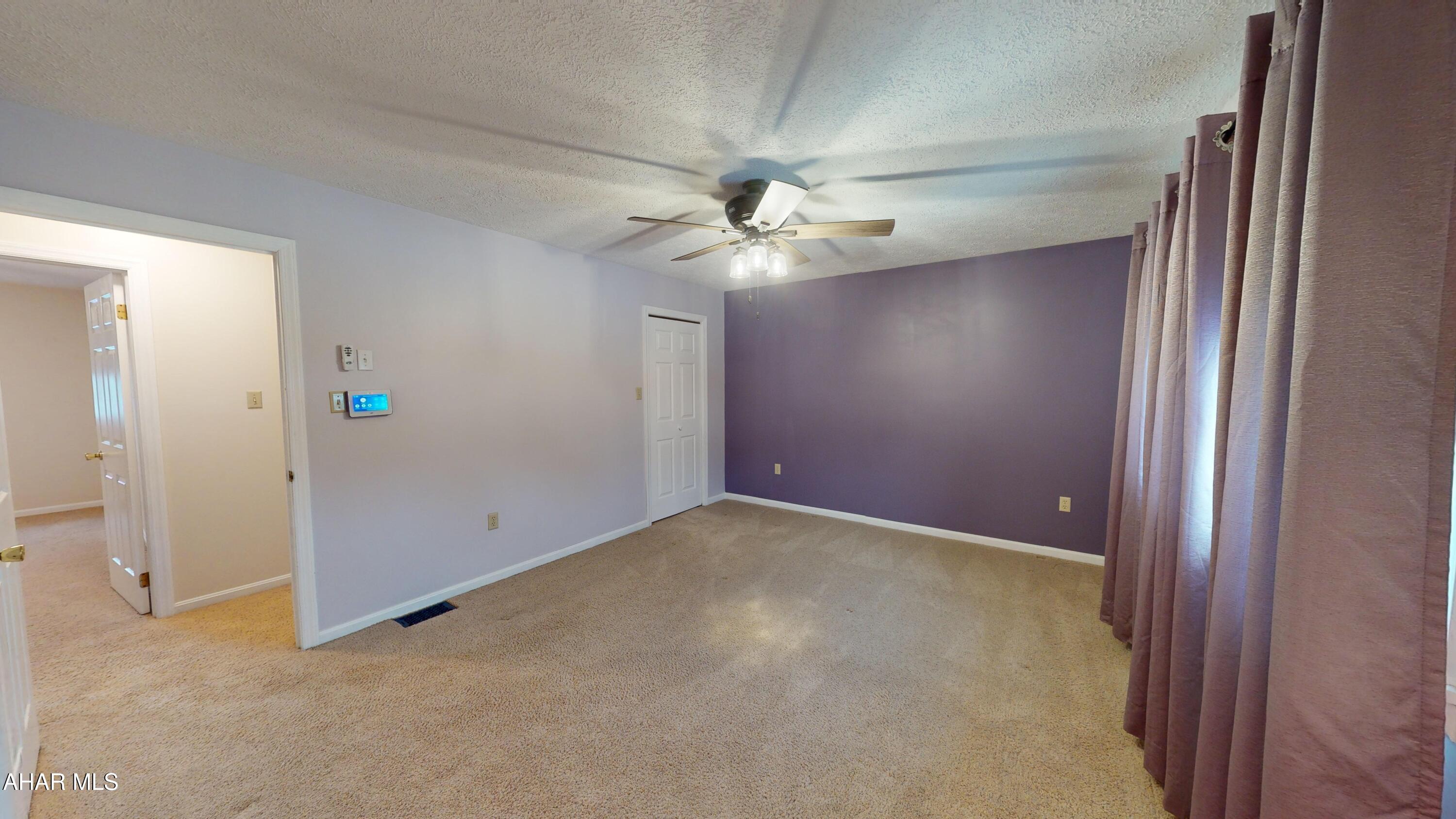 Rolling Hills - Residential