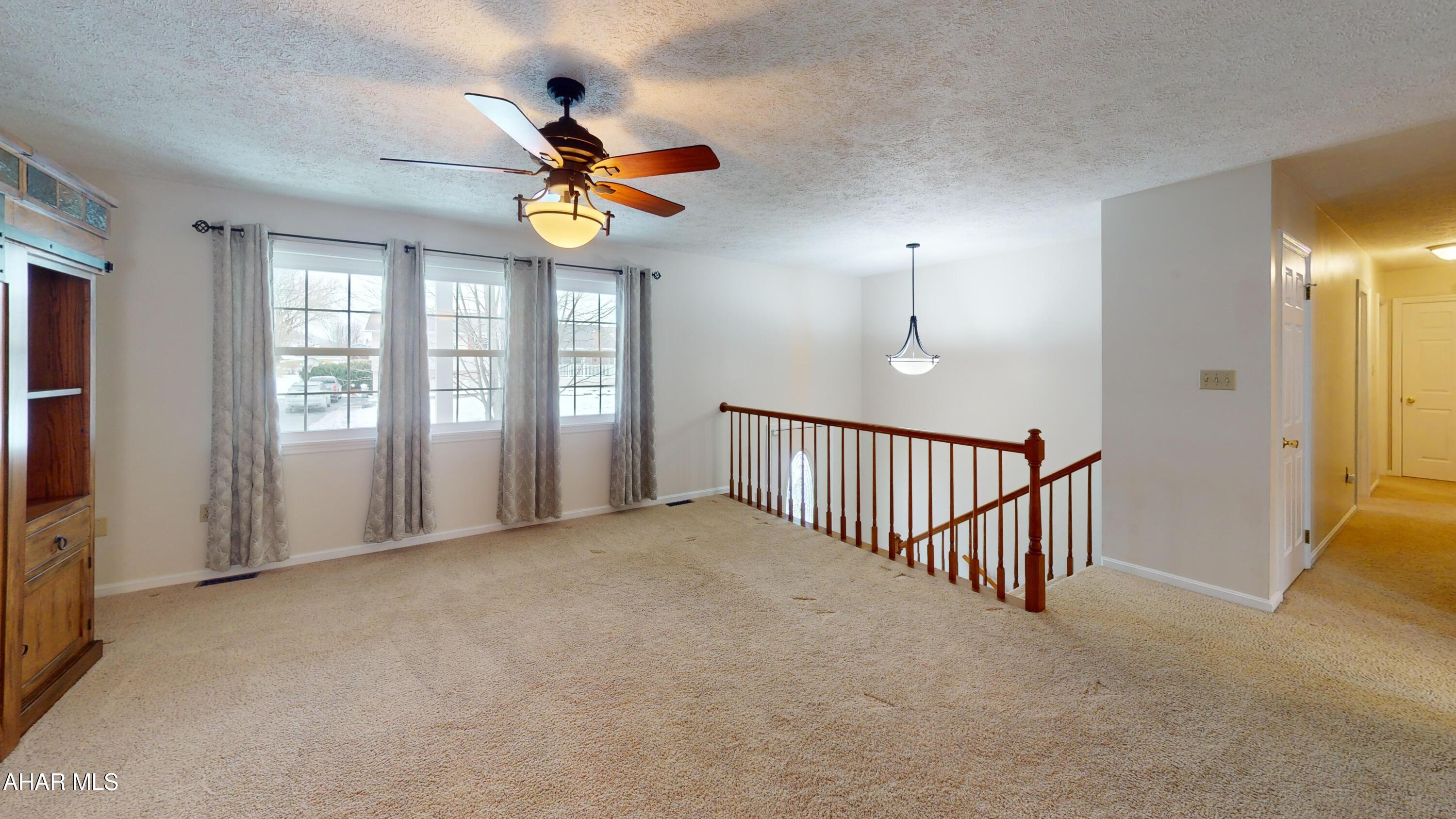 Rolling Hills - Residential