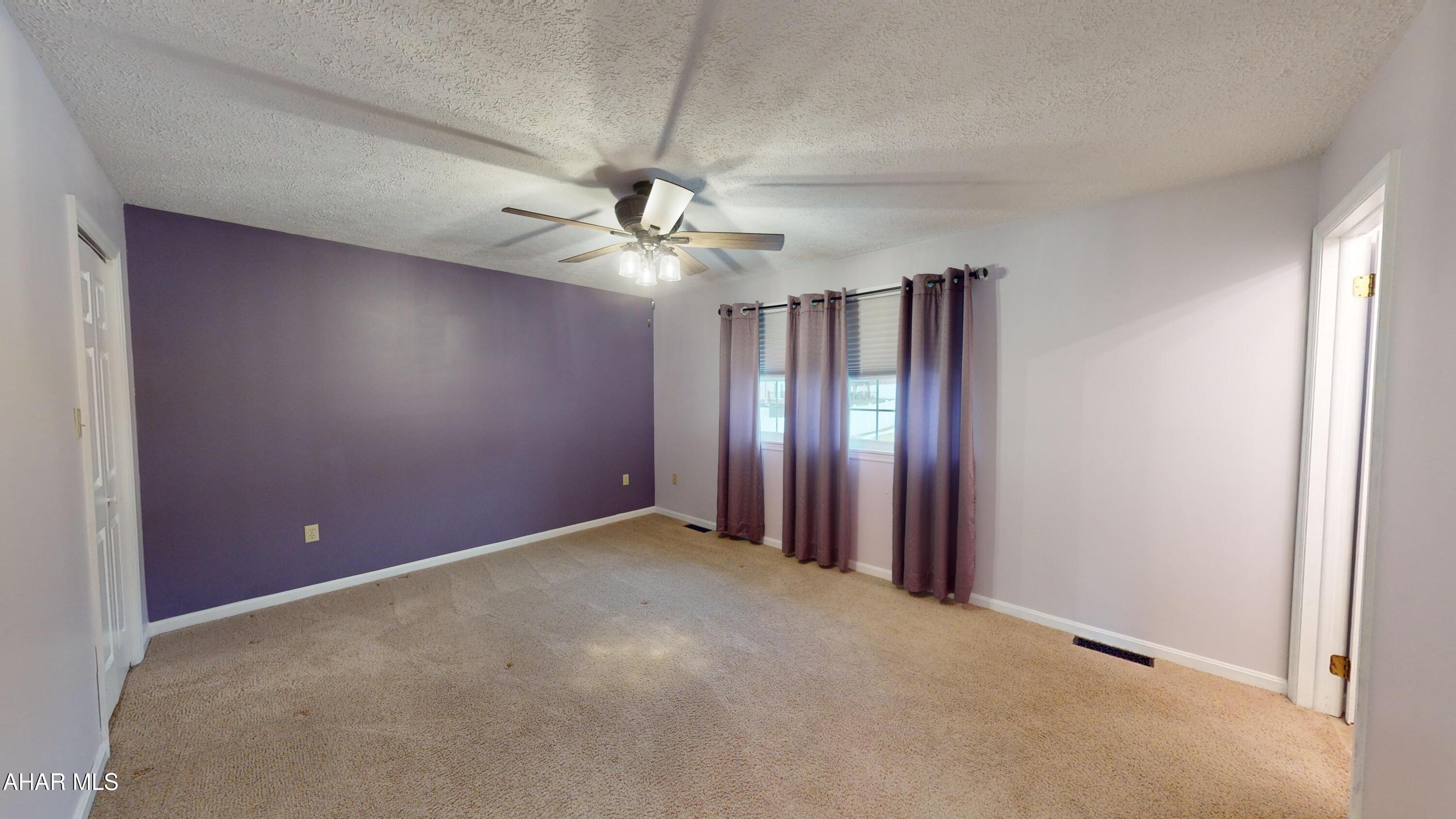 Rolling Hills - Residential