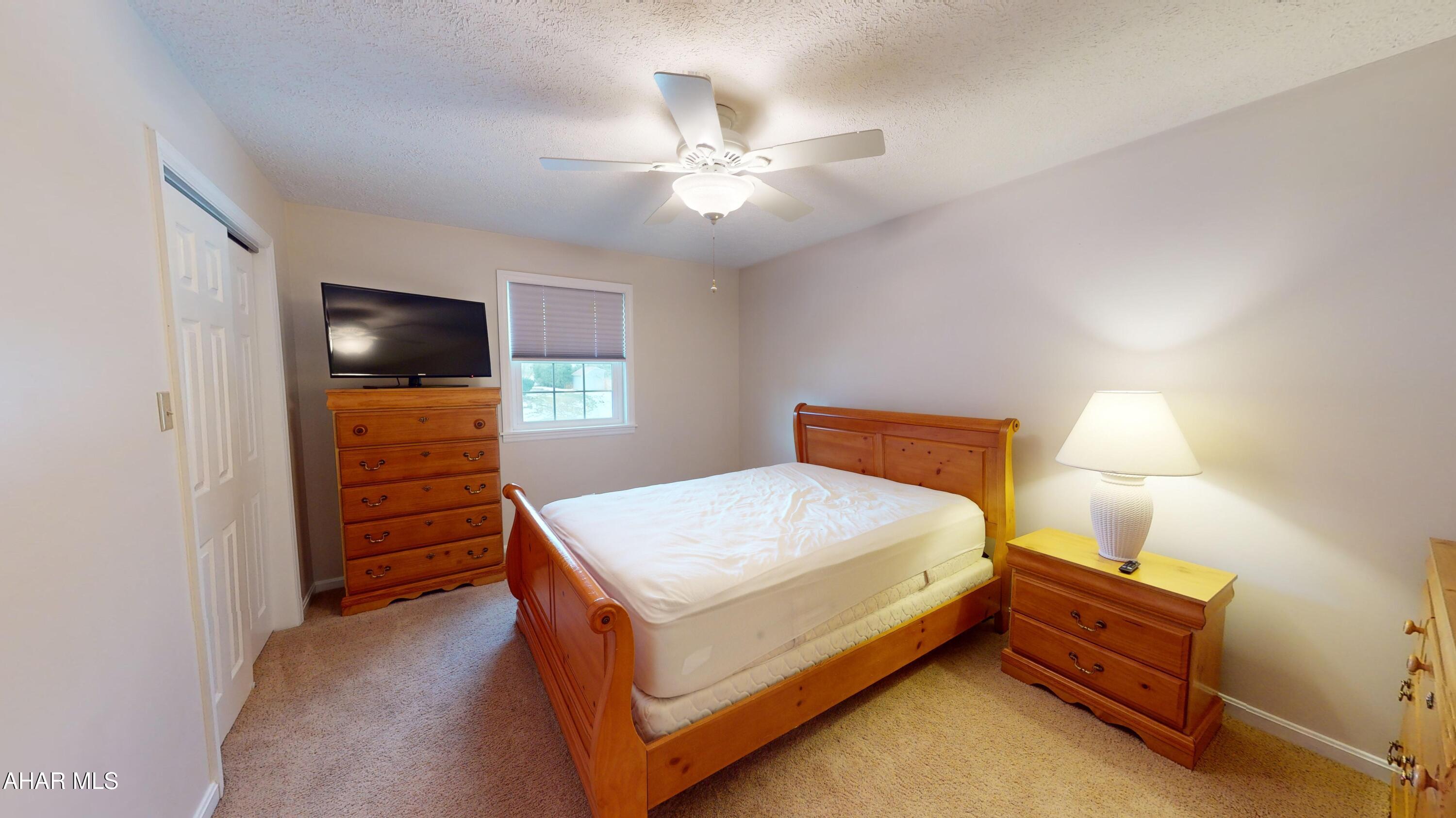 Rolling Hills - Residential