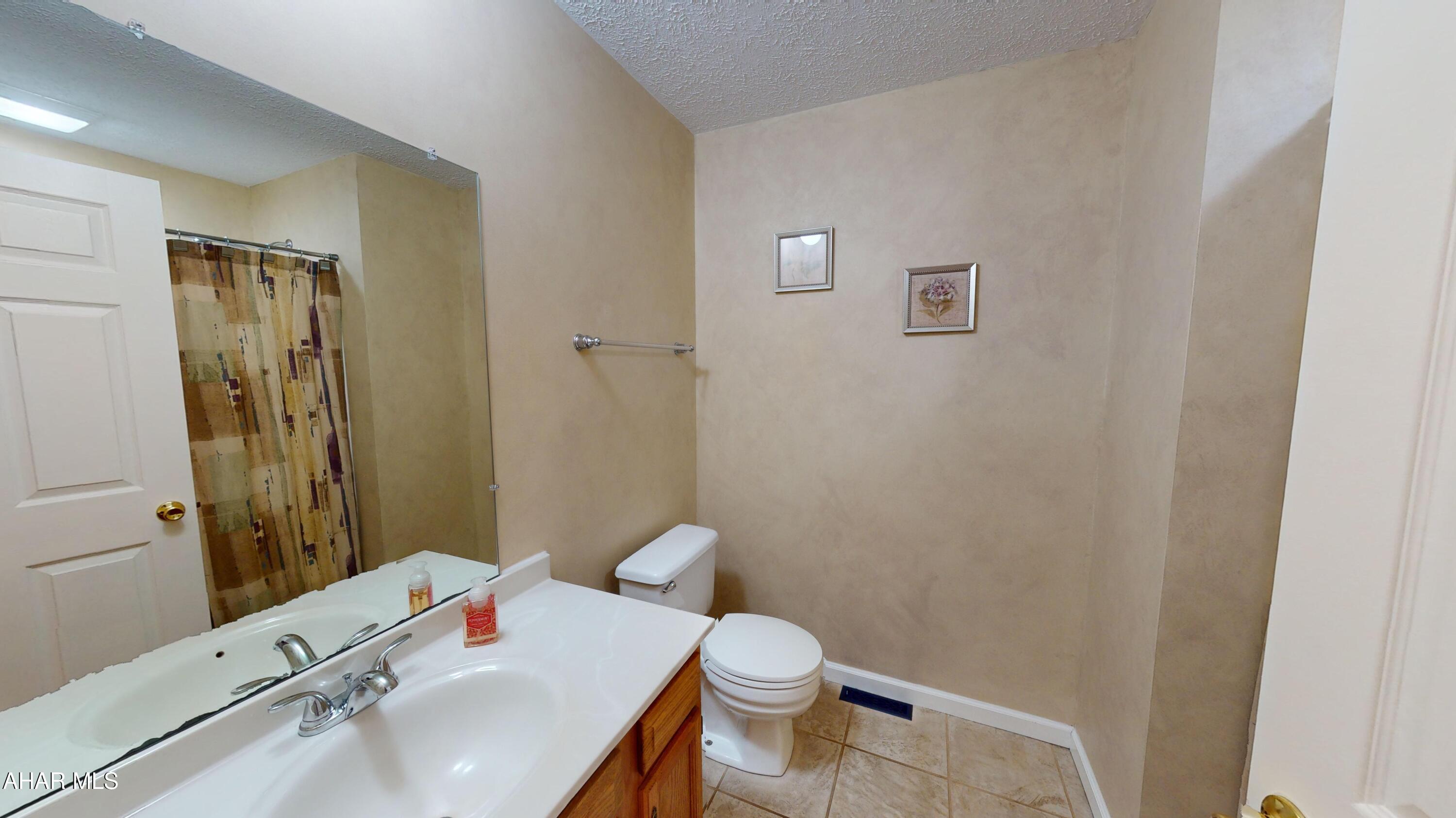 Rolling Hills - Residential