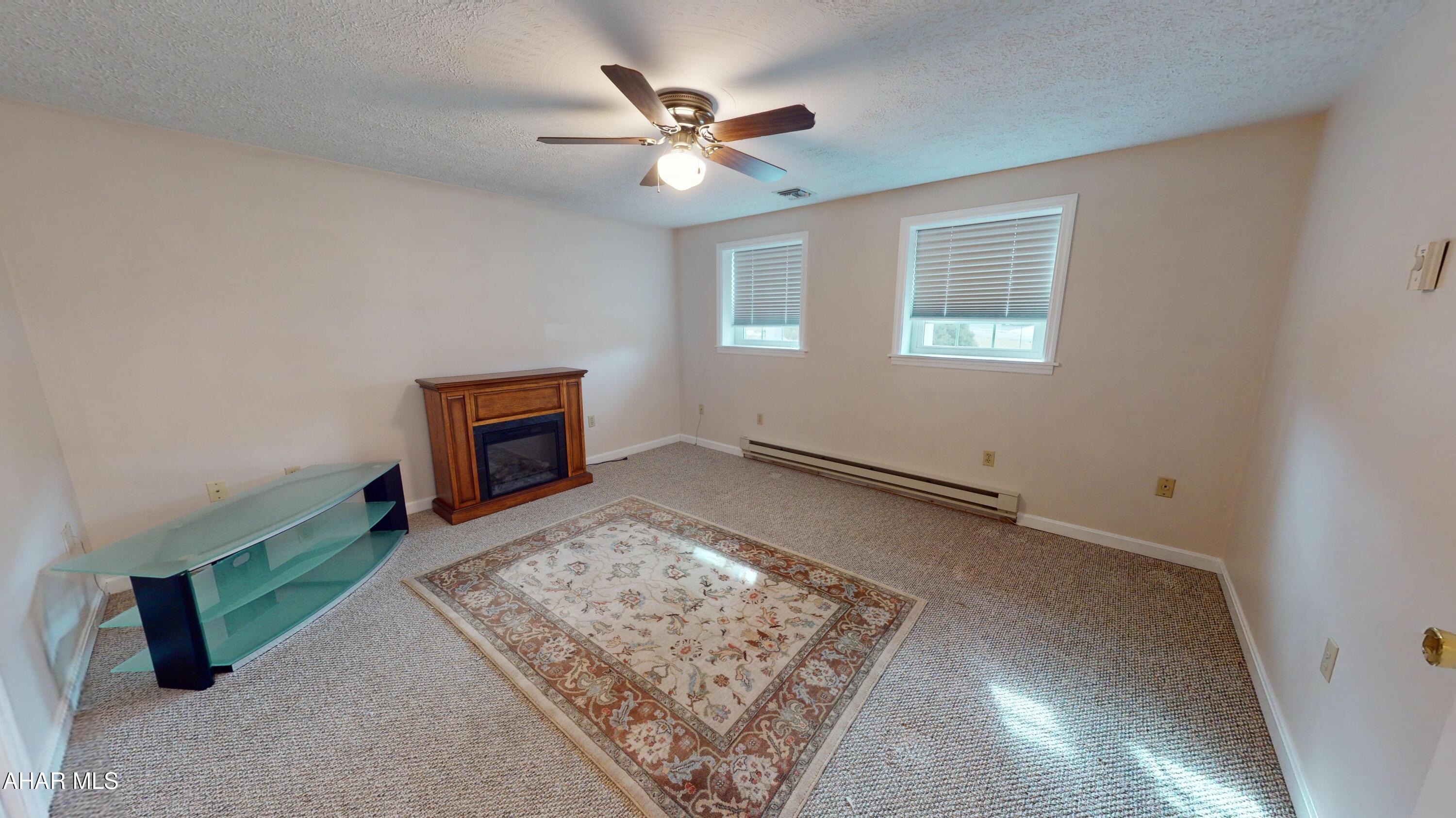 Rolling Hills - Residential