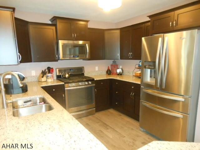 Harvest Glen - Residential