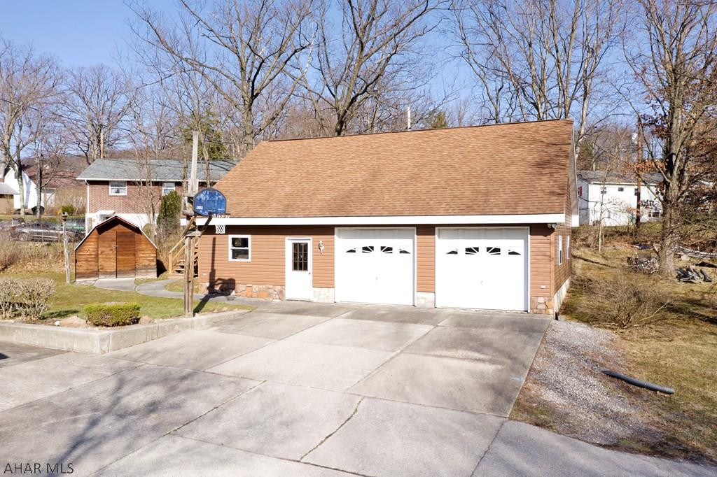 Hollidaysburg - Residential