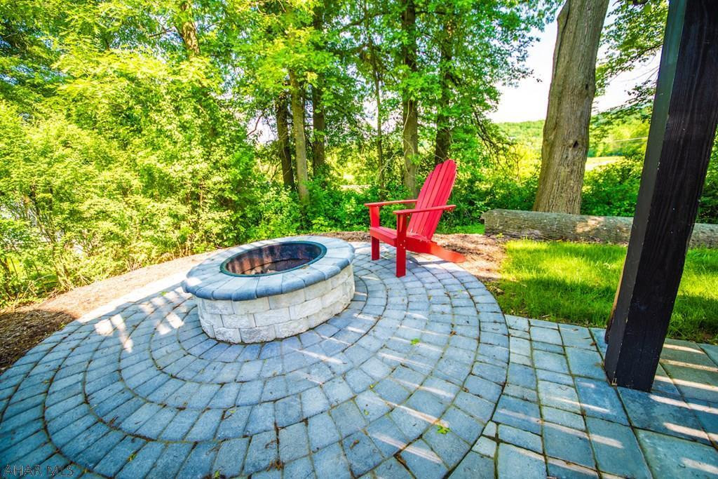 Holiday Manor - Residential