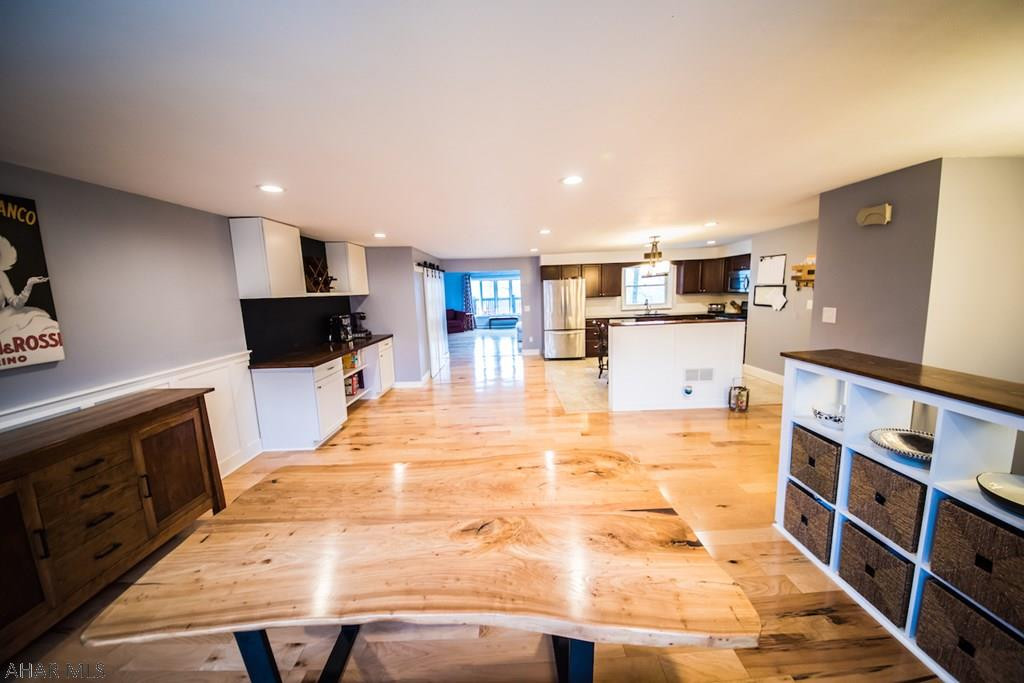 Holiday Manor - Residential