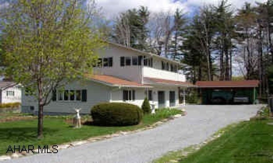 2 STORY ON 1/2 ACRE FENCED. BELLMEADE/LOGAN TOWNSHIP. 1/2 ACRE WITH 2 STORY 3 BR, 2.25 BATH. SELLER HAS DONE IT ALL! SPACIOUS ROOMS, NEW ROOF, 2 CAR INTEGRAL GARAGE AND 2 CAR CARPORT. 16X10 SHED.