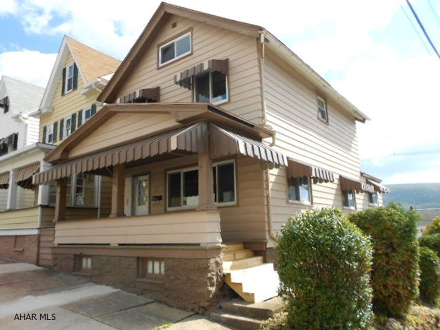 Nice 3 bedroom 1 bath in Pleasant Valley. Kitchen and bath redone. New flooring throughout. 2 car carport. Move in condition! Must see!